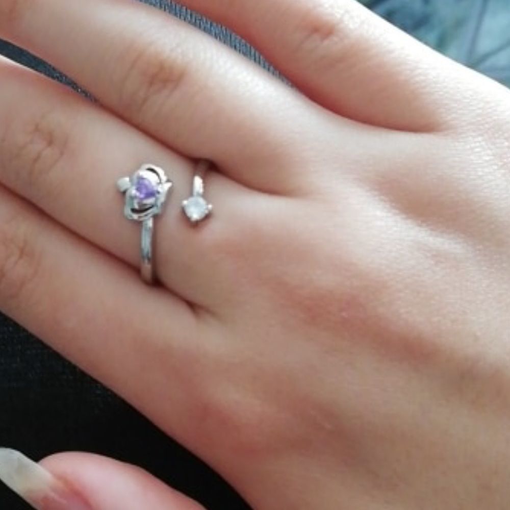 Royal Ring  - Picture 4 of 8